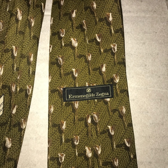 Men's tie - Picture 2 of 2